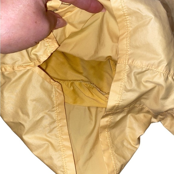 Nike Swoosh Butter Yellow Lined Runner shorts moisture wicking sporty athleisure - Picture 6 of 16